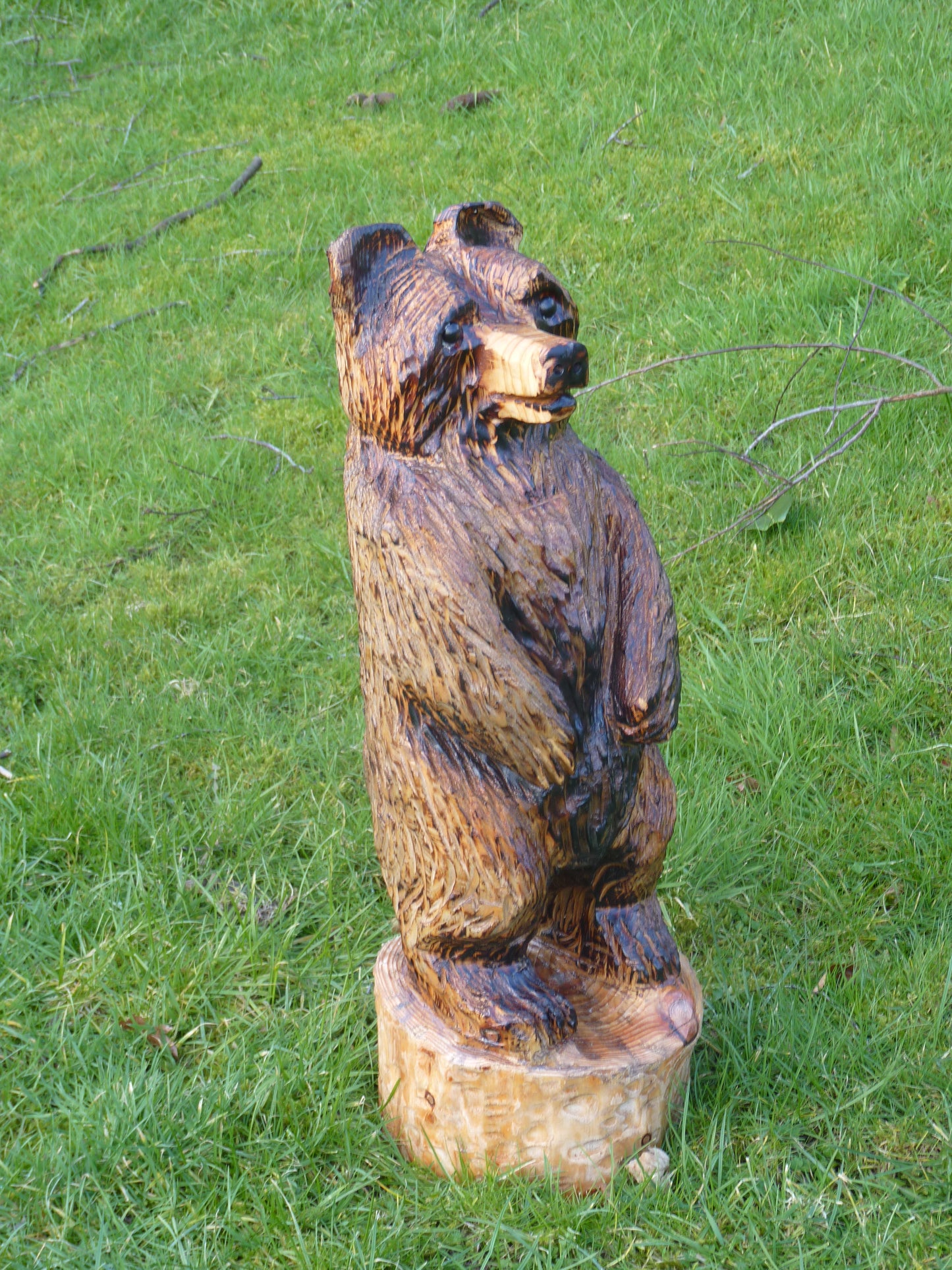 1 Chainsaw Carved Standing Bear