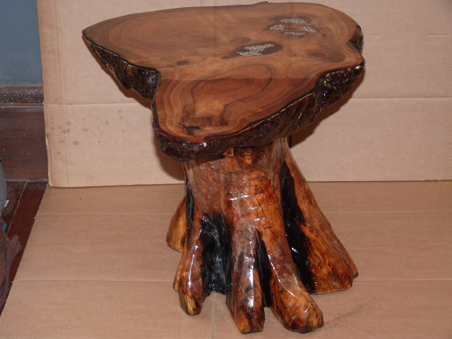 1 Resin table with Chainsaw carved base