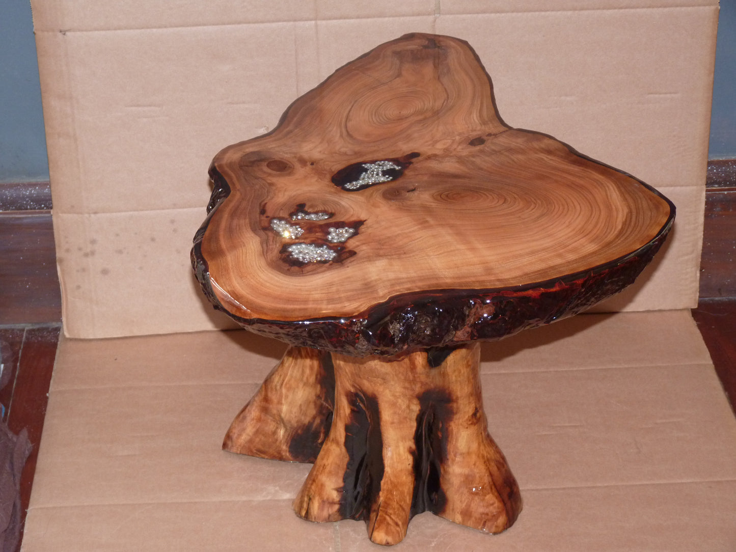 1 Resin table with Chainsaw carved base